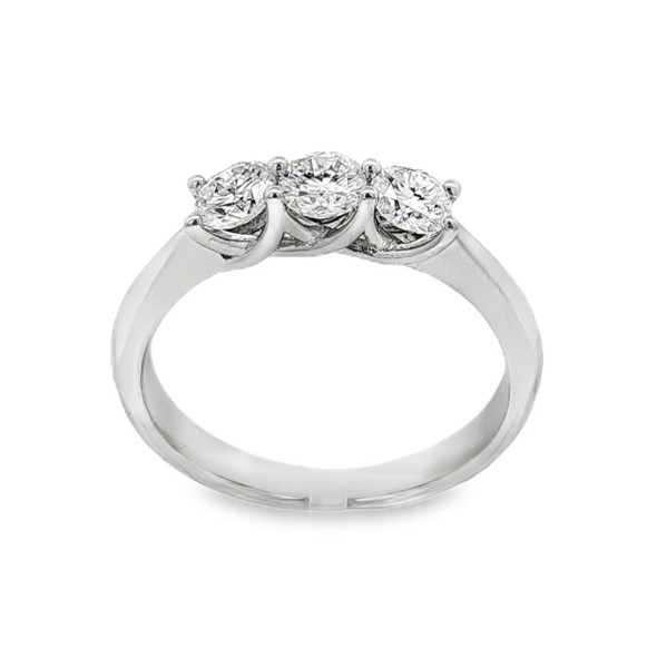 image Sudraba gredzens ar moisanītiem